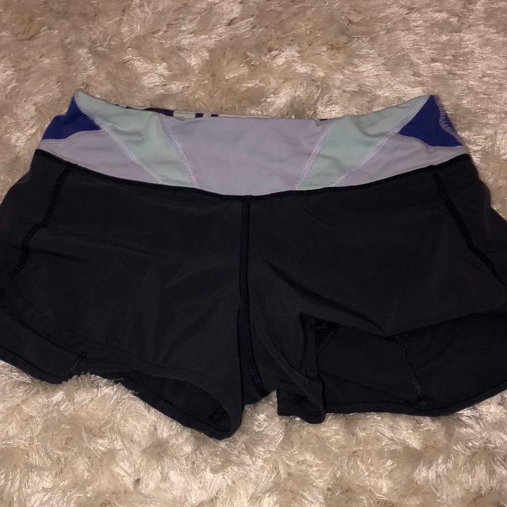 LULULEMON SIZE 2 shorts